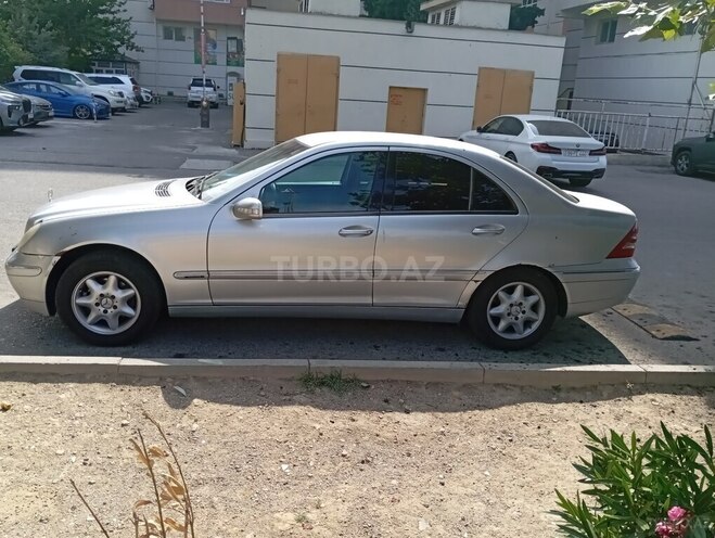 Mercedes C 180 2001, 43,200 km - 2.0 l - Bakı
