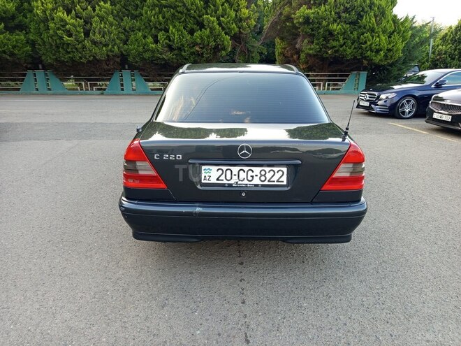 Mercedes C 220 1995, 228,000 km - 2.2 л - Bakı