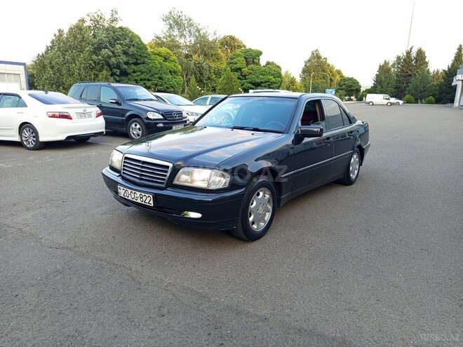 Mercedes C 220 1995, 228,000 km - 2.2 л - Bakı