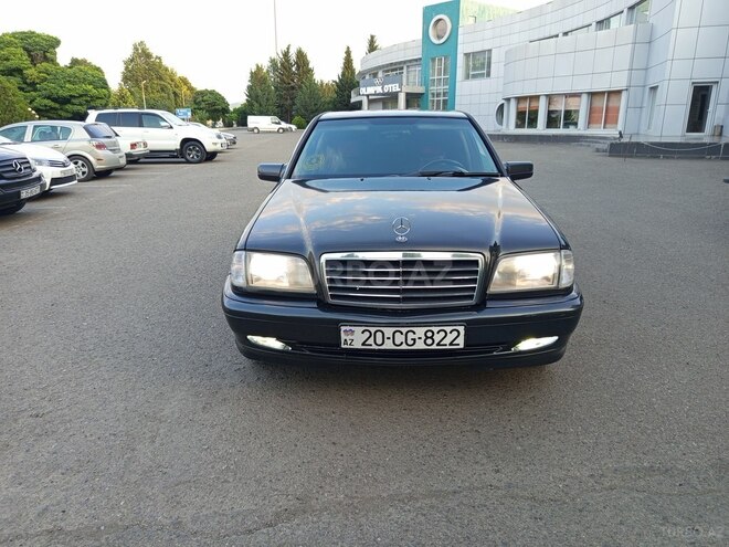 Mercedes C 220 1995, 228,000 km - 2.2 л - Bakı