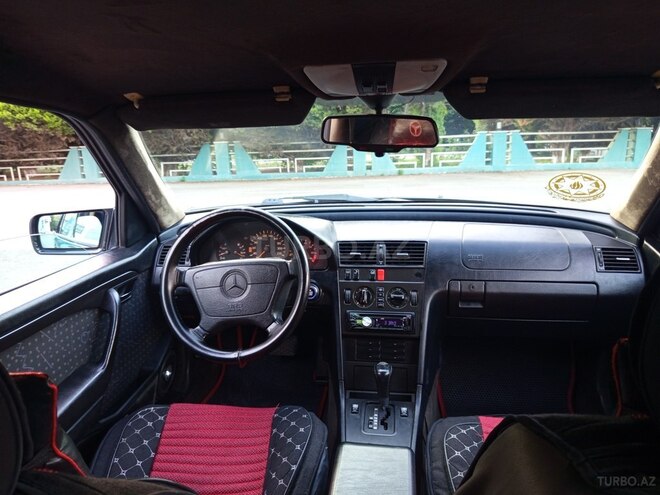 Mercedes C 220 1995, 228,000 km - 2.2 л - Bakı