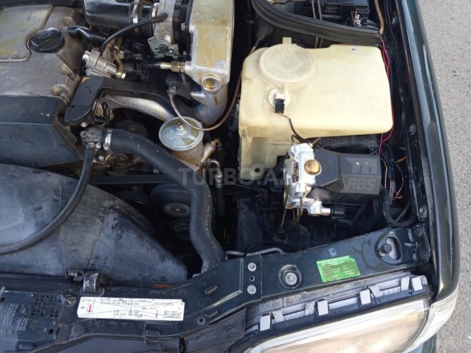 Mercedes C 220 1995, 228,000 km - 2.2 л - Bakı