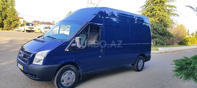Ford Transit-5