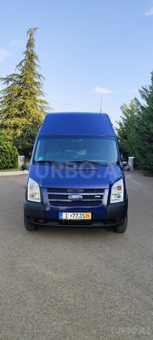 Ford Transit-1