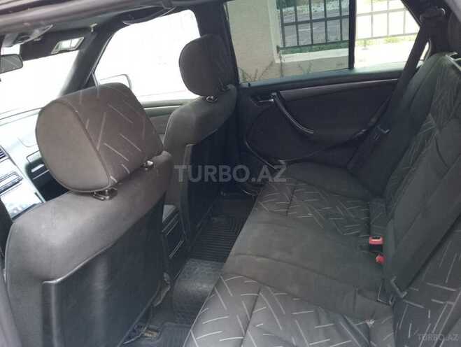 Mercedes C 220 d-15