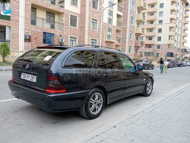 Mercedes C 220 d-5