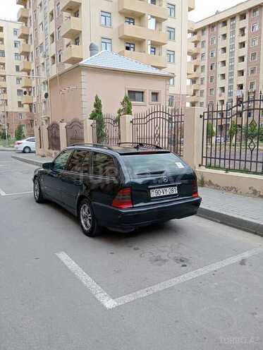 Mercedes C 220 d-2
