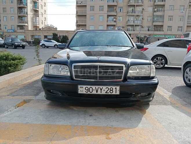 Mercedes C 220 d-8
