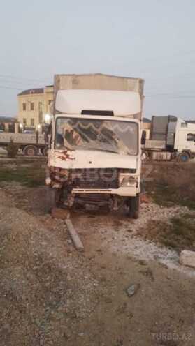 Mercedes Vario 2000, 250,000 km - 4.3 l - Bakı