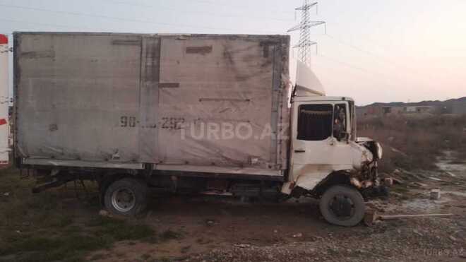 Mercedes Vario 2000, 250,000 km - 4.3 l - Bakı