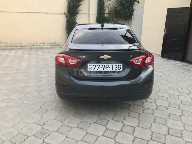 Chevrolet Cruze-2