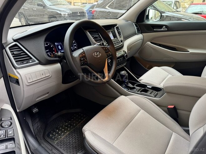 Hyundai Tucson-18