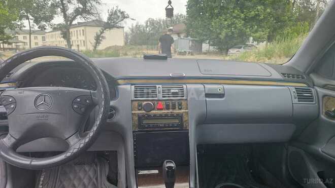 Mercedes E 320 2002, 254,674 km - 3.2 л - Ağdam