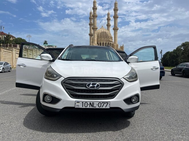 Hyundai ix35 2014, 175,000 km - 2.0 l - Bakı