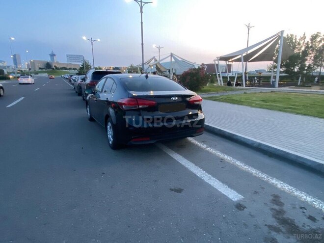 Kia Forte 2017, 208,000 km - 2.0 l - Bakı
