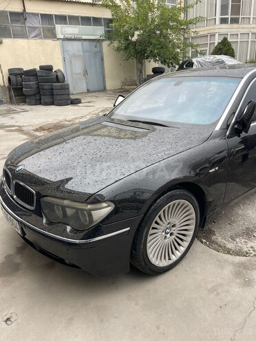 BMW 745-2