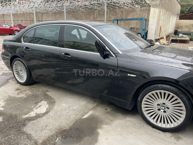 BMW 745-4