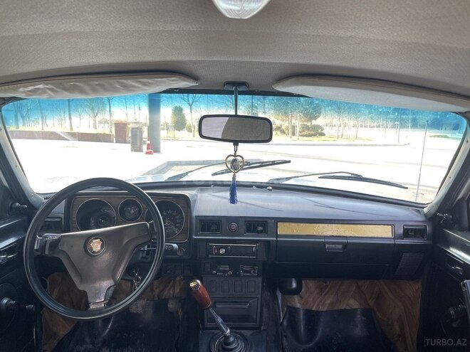 GAZ 24 1988, 458,000 km - 2.5 l - Bakı