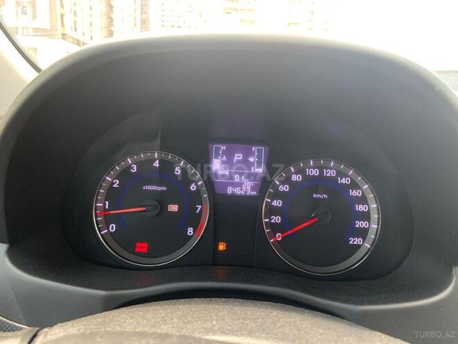 Hyundai Accent 2016, 85,000 km - 1.4 l - Bakı