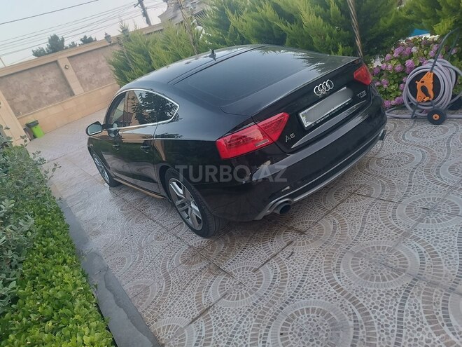 Audi A5 2014, 209,600 km - 2.0 l - Bakı