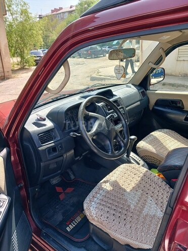 Mitsubishi Pajero io 2003, 238,000 km - 2.0 л - Sumqayıt