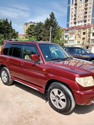 Mitsubishi Pajero io 2003, 238,000 km - 2.0 л - Sumqayıt