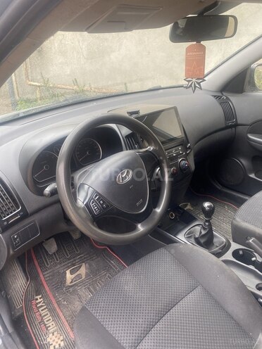 Hyundai i30 2007, 300,000 km - 1.6 l - Bakı