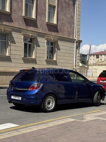 Opel Astra 2009, 280,000 km - 1.4 l - Naxçıvan
