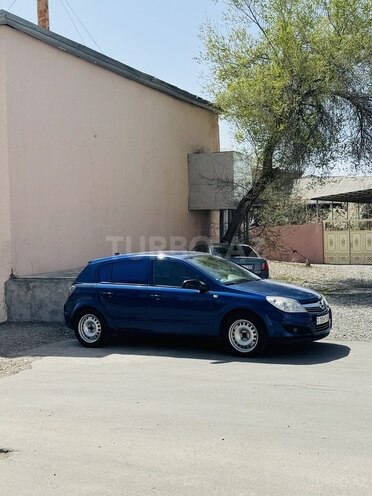 Opel Astra 2009, 280,000 km - 1.4 l - Naxçıvan