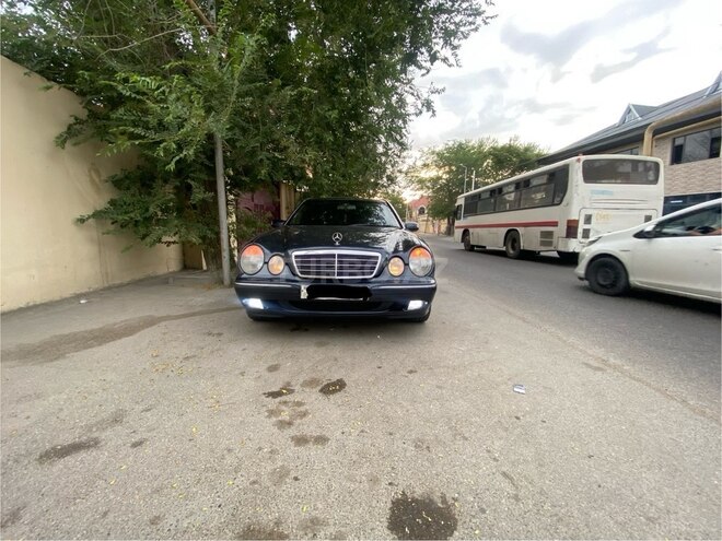 Mercedes E 220 d 1999, 450,000 km - 2.2 l - Bakı