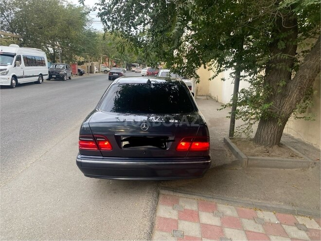 Mercedes E 220 d 1999, 450,000 km - 2.2 l - Bakı