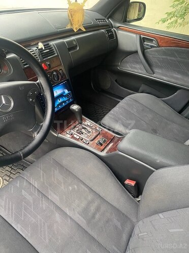 Mercedes E 220 d 1999, 450,000 km - 2.2 l - Bakı