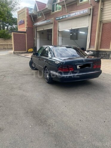 Mercedes E 220 d 1999, 450,000 km - 2.2 l - Bakı