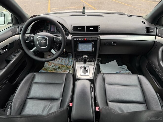Audi A4-10