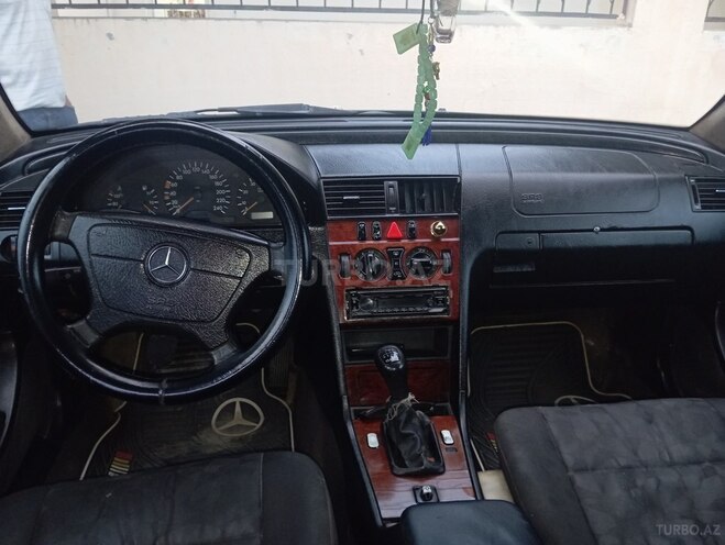 Mercedes C 180 1999, 432,000 km - 1.8 l - Füzuli