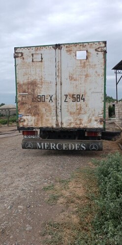 Mercedes  1997, 291,291 km - 4.3 l - Beyləqan