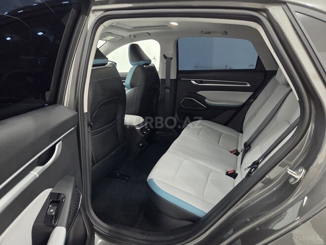 Geely Emgrand-11