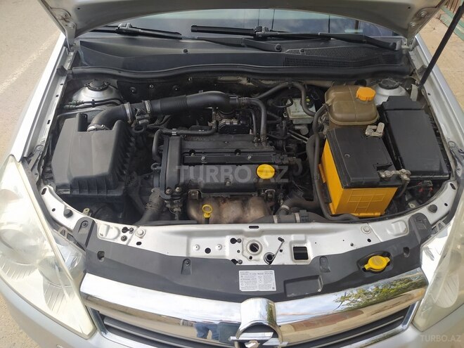 Opel Astra 2009, 324,000 km - 1.4 l - Bakı
