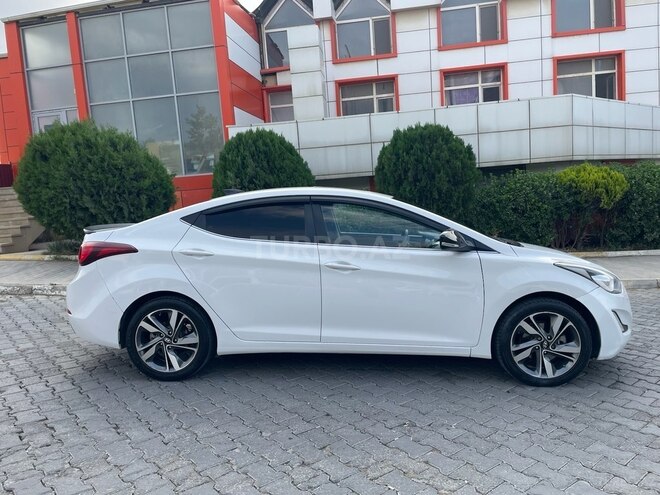 Hyundai Elantra 2015, 183,000 km - 1.8 l - Bakı