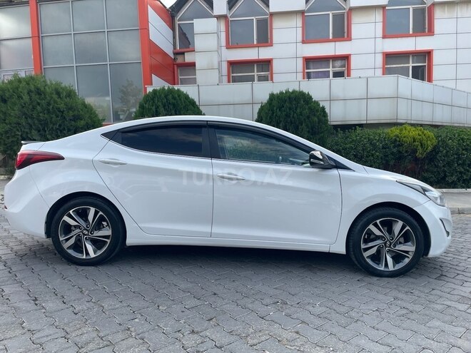 Hyundai Elantra 2015, 183,000 km - 1.8 l - Bakı