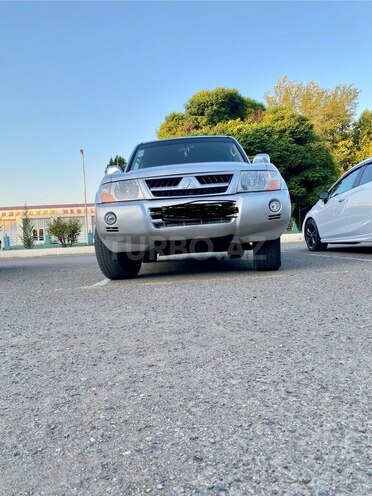 Mitsubishi Pajero 2003, 223,000 km - 3.0 l - Qazax
