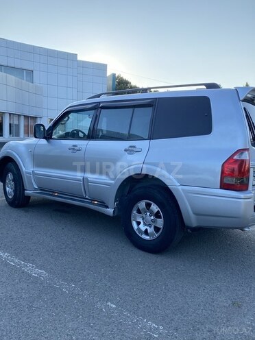 Mitsubishi Pajero 2003, 223,000 km - 3.0 l - Qazax
