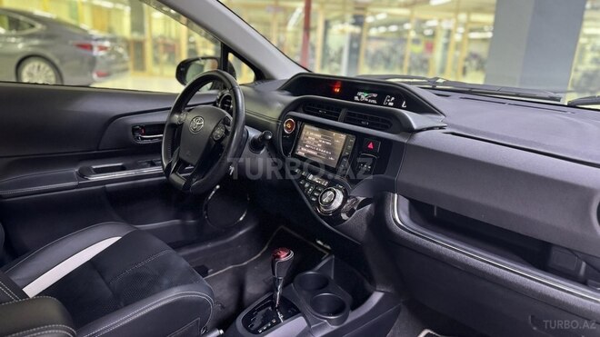 Toyota Aqua 2016, 108,000 km - 1.5 l - Bakı