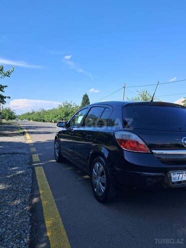 Opel Astra 2006, 215,000 km - 1.4 l - Şəmkir