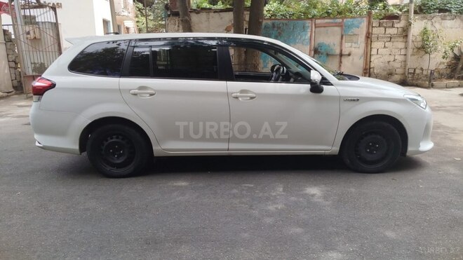 Toyota Corolla Fielder 2019, 120,000 km - 1.5 l - Bakı