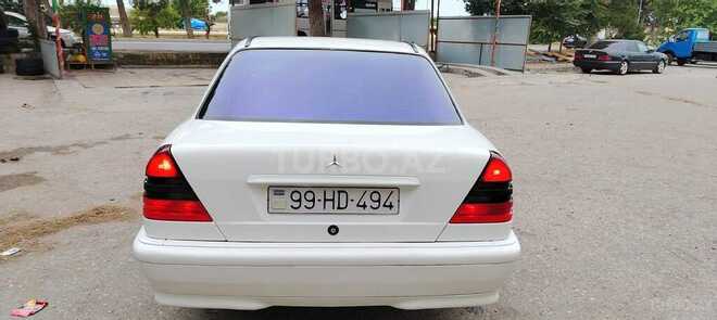 Mercedes C 180 1999, 241,321 km - 1.8 l - Bakı