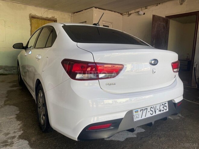 Kia Rio 2017, 200,000 km - 1.6 l - Bakı