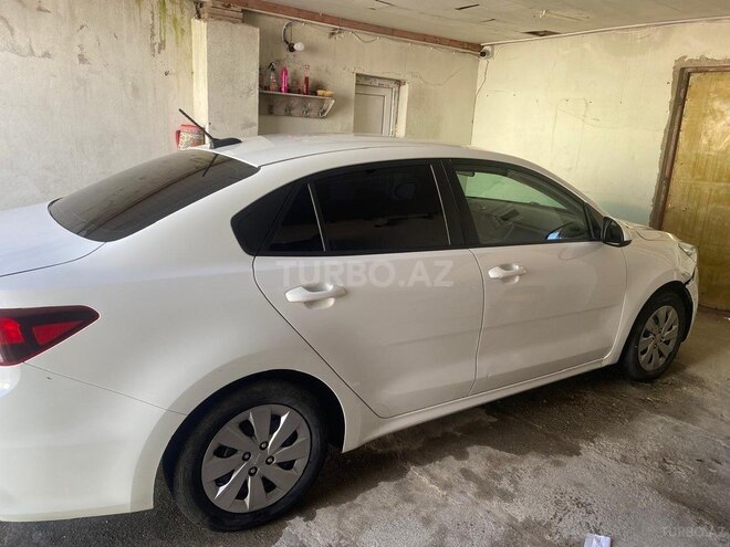 Kia Rio 2017, 200,000 km - 1.6 l - Bakı