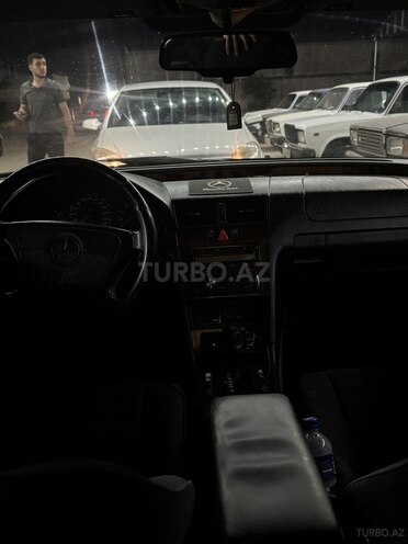 Mercedes C 220 1996, 499,000 km - 2.2 l - Bakı