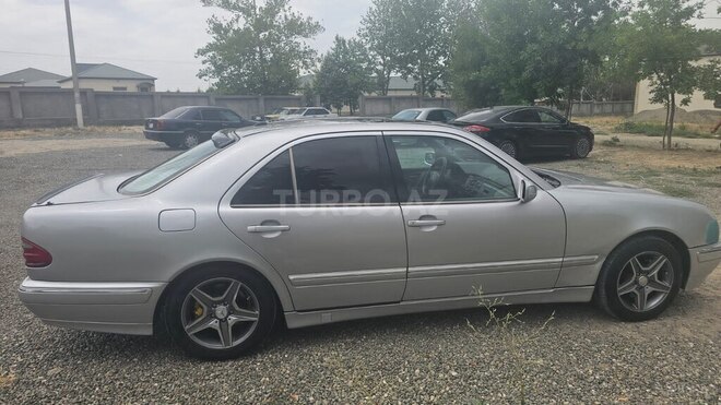 Mercedes E 320 2002, 340,000 km - 3.2 l - Ağdam